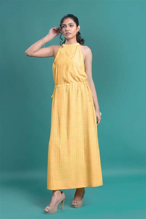 Get Tassel Detail Halter Neck Maxi Dress at ₹ 1299 | LBB Shop