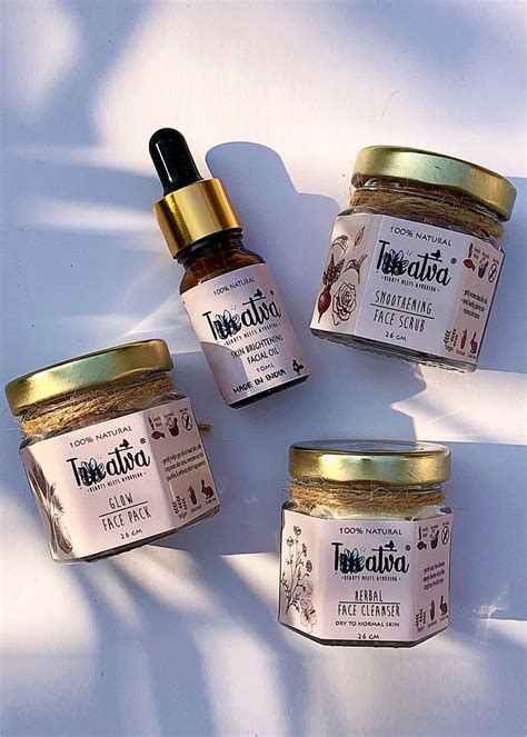 Get Ayurvedic Glow Boosting Kit at ₹ 1515 | LBB Shop