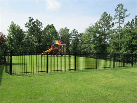 Large Yard Fence 的图像结果