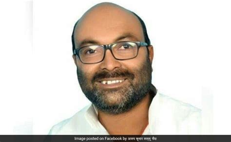 मजदूर विशेष बस विवाद : आगरा में पुलिस ने UP कांग्रेस अध्यक्ष को किया ...
