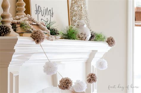 Gorgeous Winter Mantel Decor for the Season: Tips & Tricks