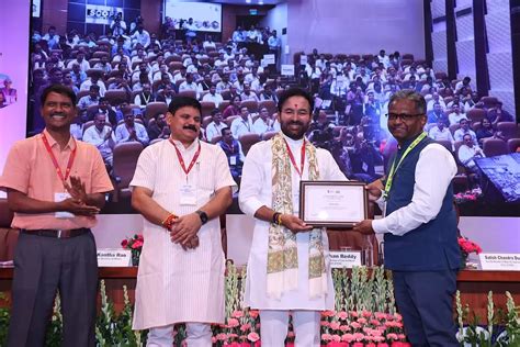 Chhattisgarh Lauded for Rs 165 Billion DMF Projects