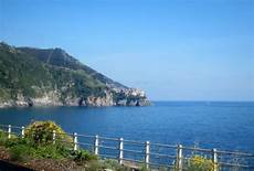 le terrazze corniglia da corniglia a volastra sulla via dei santuari vagabondi le terrazze corniglia da corniglia a volastra sulla via dei santuari vagabondi