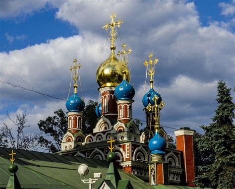 Храм Успения Пресвятой Богородицы на Гончарной улице в Москве
