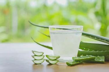 Aloe Vera Juice: Uses, Benefits, Side Effects and More | PharmEasy