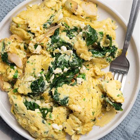 Spinach Scrambled Eggs With Feta - Real Greek Recipes
