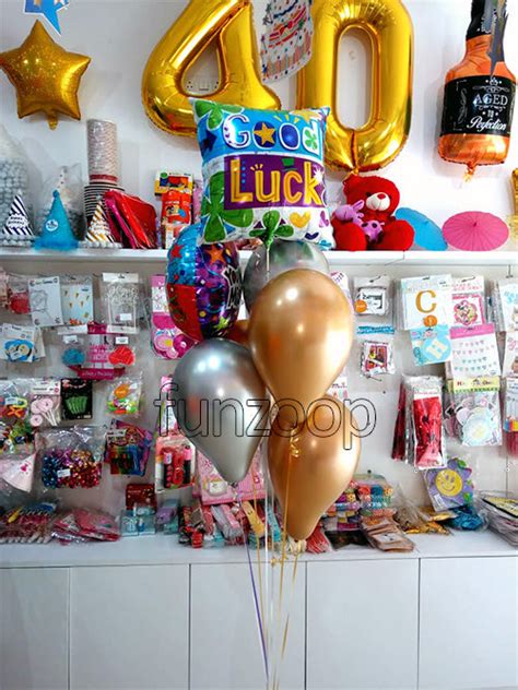 18" Good Luck Square Helium Balloon [Helium Inflated] – FUNZOOP