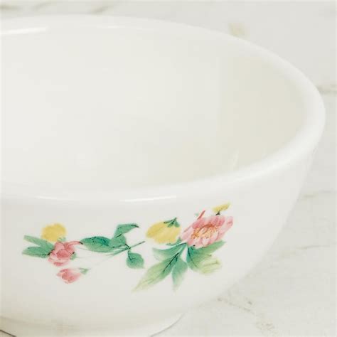 Buy Pristine Cressida 32-Pc. Dinner Set from Home Centre at just INR 3499.0