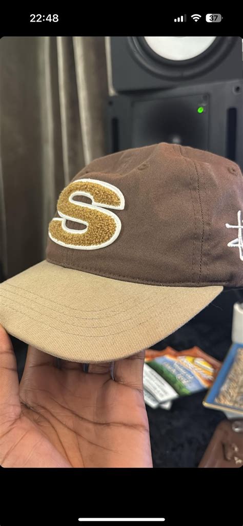 Travis posting the cap he stole from a fan at a concert😂 lmao as much ...