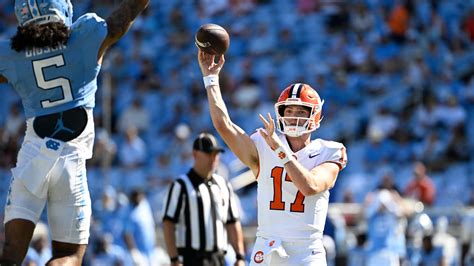Clemson HC Dabo Swinney on Christopher Vizzina’s performance vs. UNC