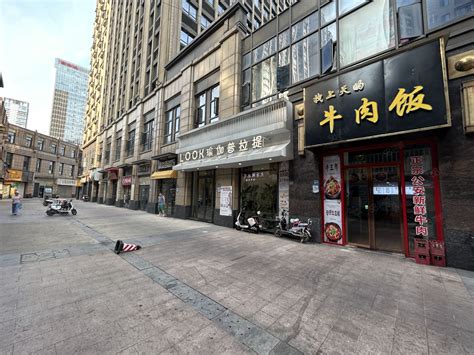 【携程攻略】南京玉桥商业广场购物,玉桥市场是转型比较成功的大市场，二期已经引进了电影院和很多亲子项…