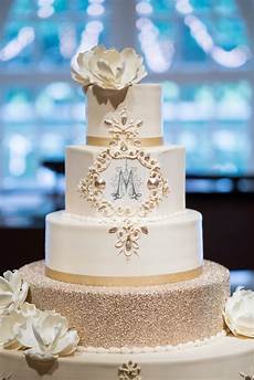 Wedding Cake Ideas by Wedding Cakes Pros And Cons Of Buttercream Vs Fondant Wedding Cake Ideas