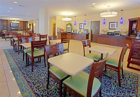 FAIRFIELD INN & SUITES BY MARRIOTT NEW YORK LONG ISLAND CITY/MANHATTAN ...