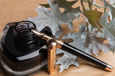 Fountain Pen 101: The Basics of Fountain Pens - Art Brown