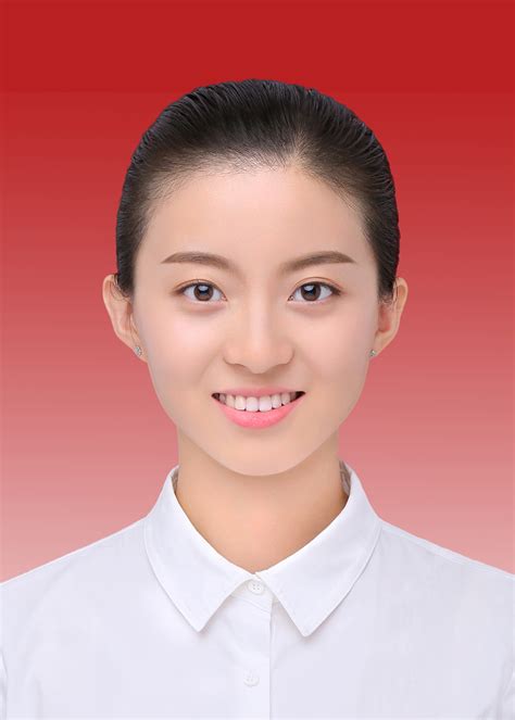证件照背景花样百出,到底谁对谁错?
