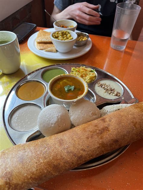 Mira's Cafe - Fairfield Iowa Restaurant - HappyCow