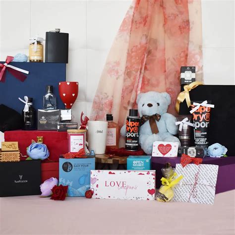 Make Your Own Valentine Hamper- Husband / Boyfriend – Gifts By Rashi