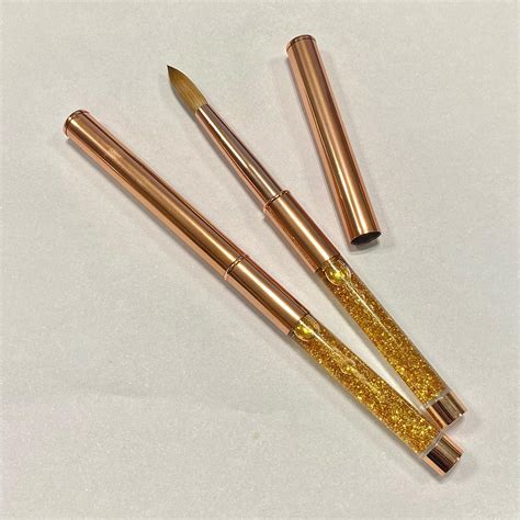 5 Best Acrylic Nail Brushes on the Market in 2025 - Nail Designs Daily