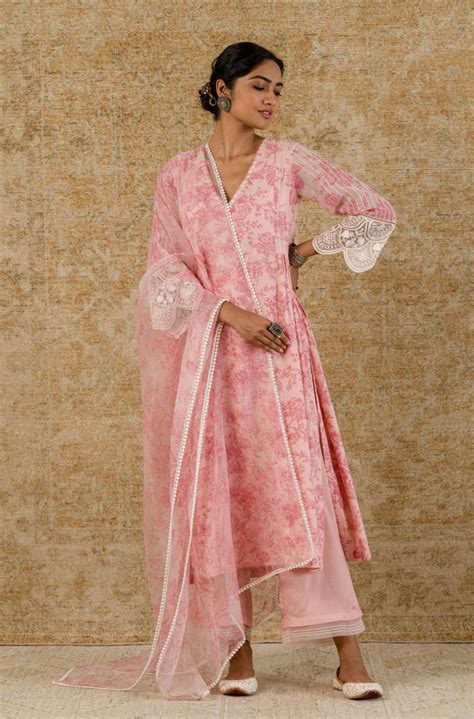 Devnaagri - Alia Bhatt in Blush Pink Block Printed Kota Kurta Set