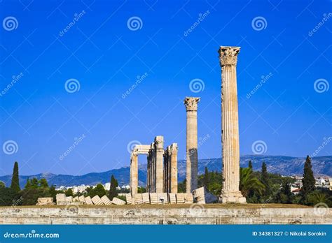 Temple Of The Olympian Zeus At Athens, Greece Stock Image - Image of ...