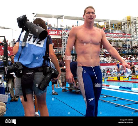 Jul 08, 2004; Long Beach, CA, USA; San Antonio's JOSH DAVIS leaves the ...