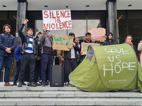 Homeless asylum seekers protest over ‘basic human right’ of ...