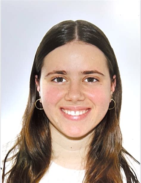 La regla del 3-3-3 para cuando no sabes qué ponerte que triunfa en redes