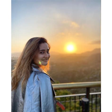 Rashami Desai shares pictures from Hollywood leaving fans surprised