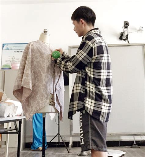 服装学子考取清华大学研究生-武汉纺织大学新闻文化网