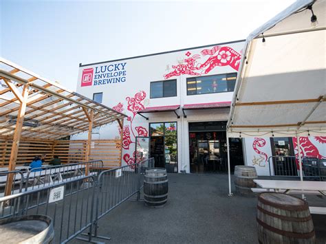 The Best Breweries In Seattle - Seattle - The Infatuation