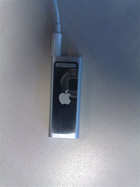 iPod Shuffle 3rd Generation (Apple) – Gari Wellingham