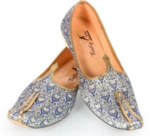 Thirsty Crow North India's Traditional Ethnic Juti Wedding Wear ...