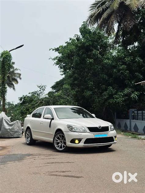 Skoda Laura 2010 Diesel Well Maintained - Cars - 1820872279