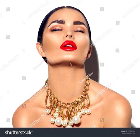 Woman high cheekbones : 438 images, photos et images vectorielles de ...