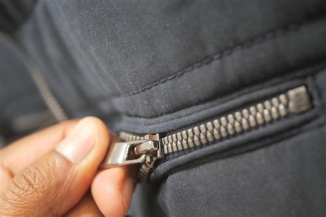 Zipping a chic jacket in comfort | Premium Photo