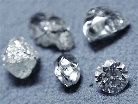 Quite A Haul: $50 Million Worth Of Diamonds Stolen In Lightning-Fast ...