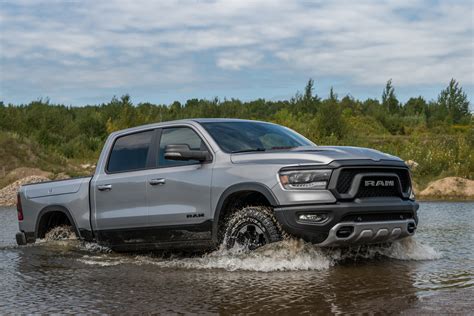 2020 RAM 1500 Test Drive: Does the EcoDiesel Deliver? | GearJunkie
