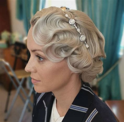 Finger Waves Hairstyle