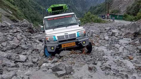 Yamunotri, Badrinath highway blocked due to landslides, Uttarakhand ...