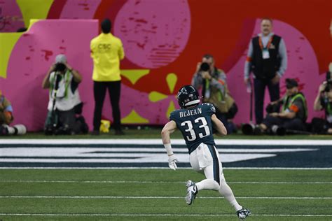 Eagles' Cooper DeJean Didn't Realize Significance of Mahomes Pick-6 in ...