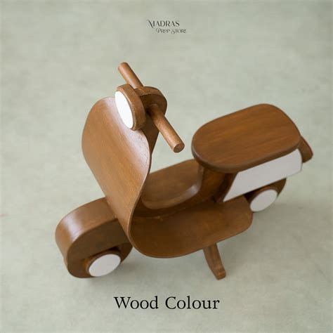 Scooter Prop – Madras Prop Store