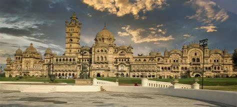 Places to Visit in Vadodara - Touristplace.in