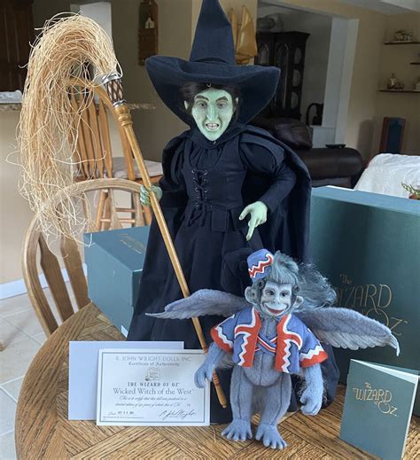 Wicked Witch Of The West Flying Monkeys