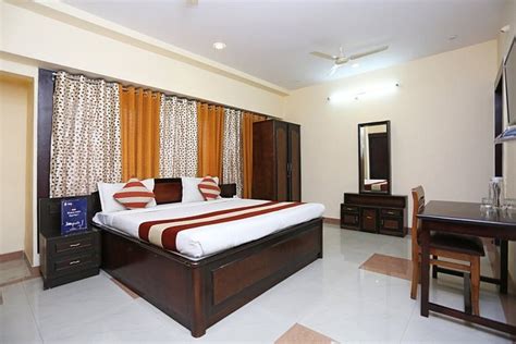 OYO 10077 INDRAPURI (Bhopal) - Specialty Hotel Reviews & Photos ...