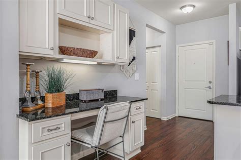 Village West Apartments | New Kansas City, KS Apartments For Rent