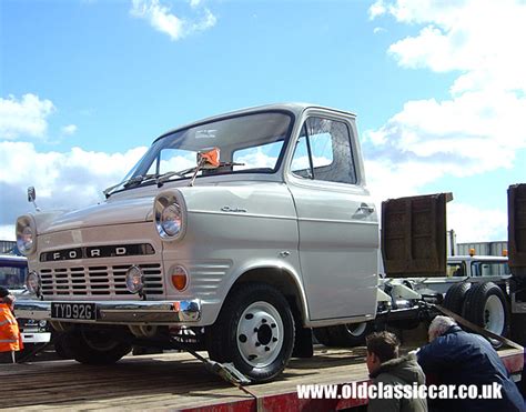 Ford Transit Mk1 finished in White (Photo 2 of 105)