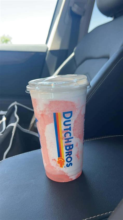 23 Refreshing Dutch Bros Lemonade Drinks That You'll Love