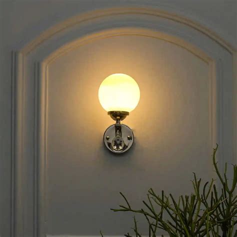 MONAH Glass and Metal Wall Light – KAPOOR-E-ILLUMINATIONS PRIVATE LIMITED