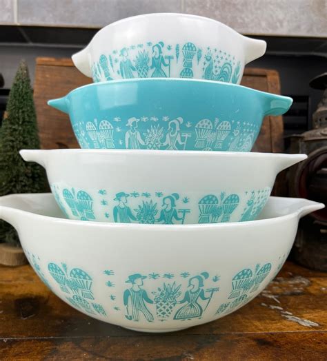 Vintage Pyrex AMISH BUTTERPRINT Cinderella Bowl Set of Four~ White 444 ...