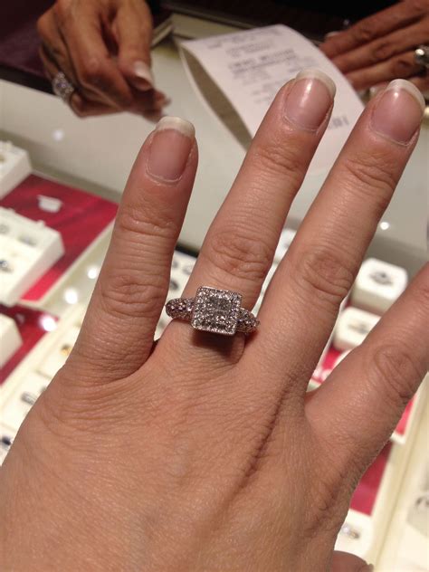 engagement rings helzberg